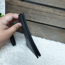 Load image into Gallery viewer, PU leather wristlet (4 colours available) - The Blossom Gift